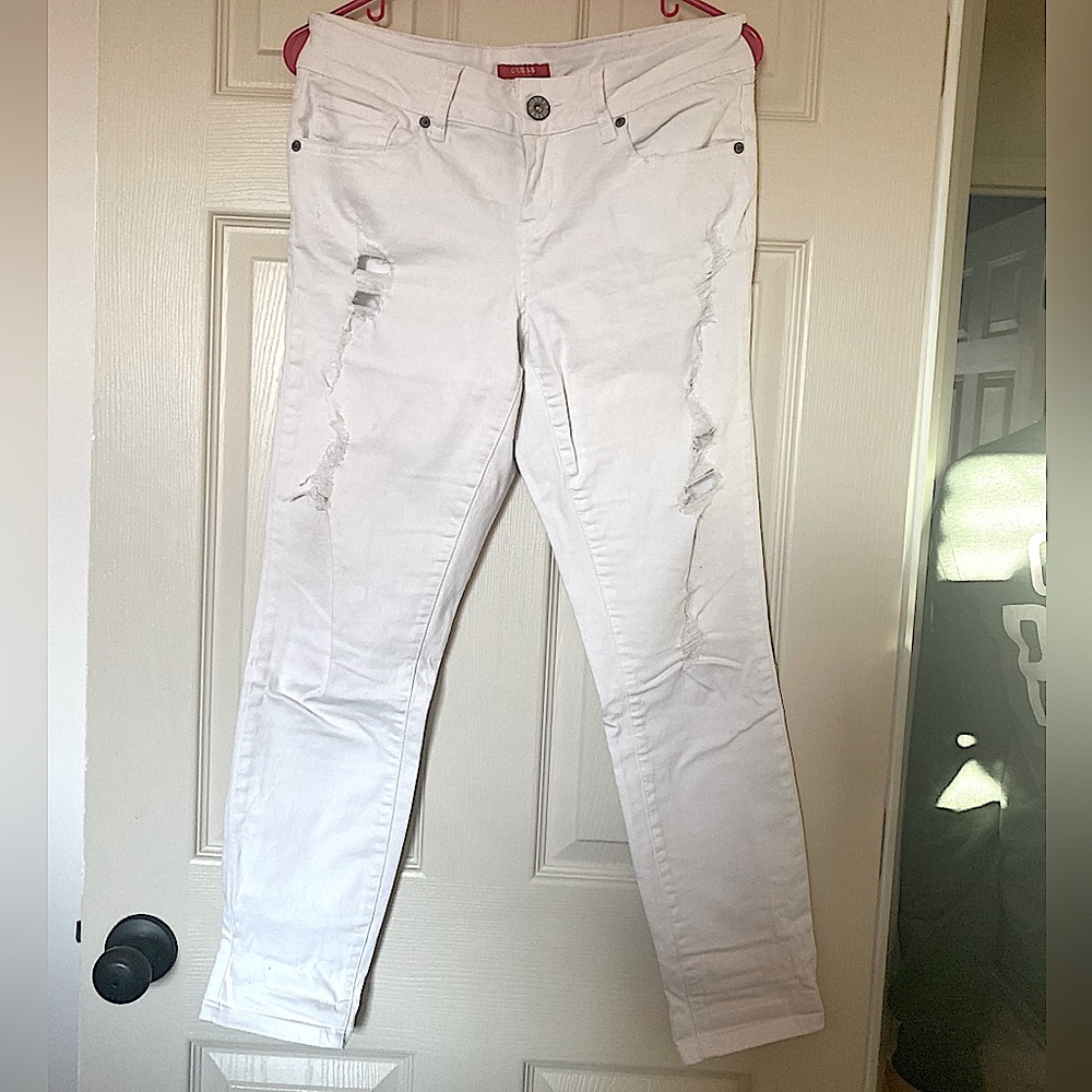 GUESS Ripped White Denim Jeans Size 28